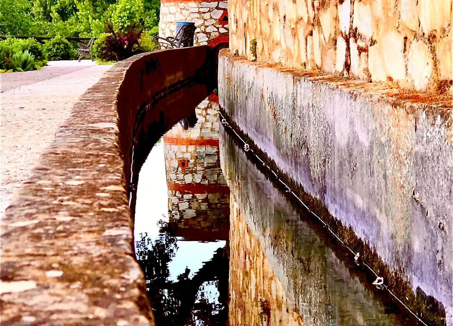 Alojamiento Rural El Castano Fuenteheridos Spain